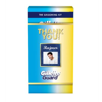 Gillette Guard 5 in 1 Shaving Kit with a Travel Po...